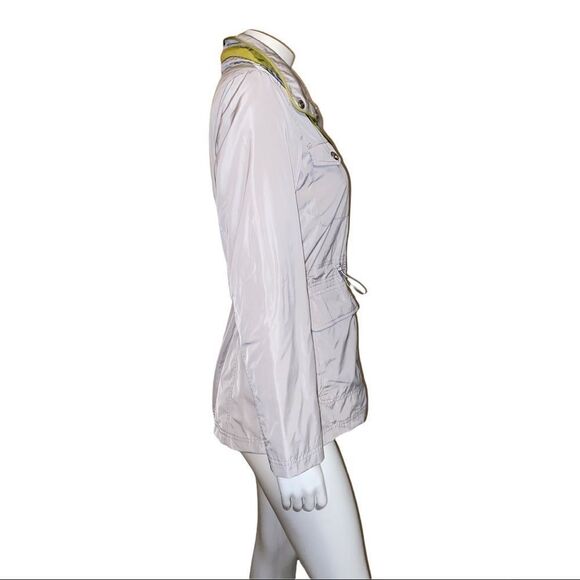 Vince Camuto Oyster Charteuse Cinched Waist Anorak Hidden Hood Jacket Small NWT - Picture 3 of 9